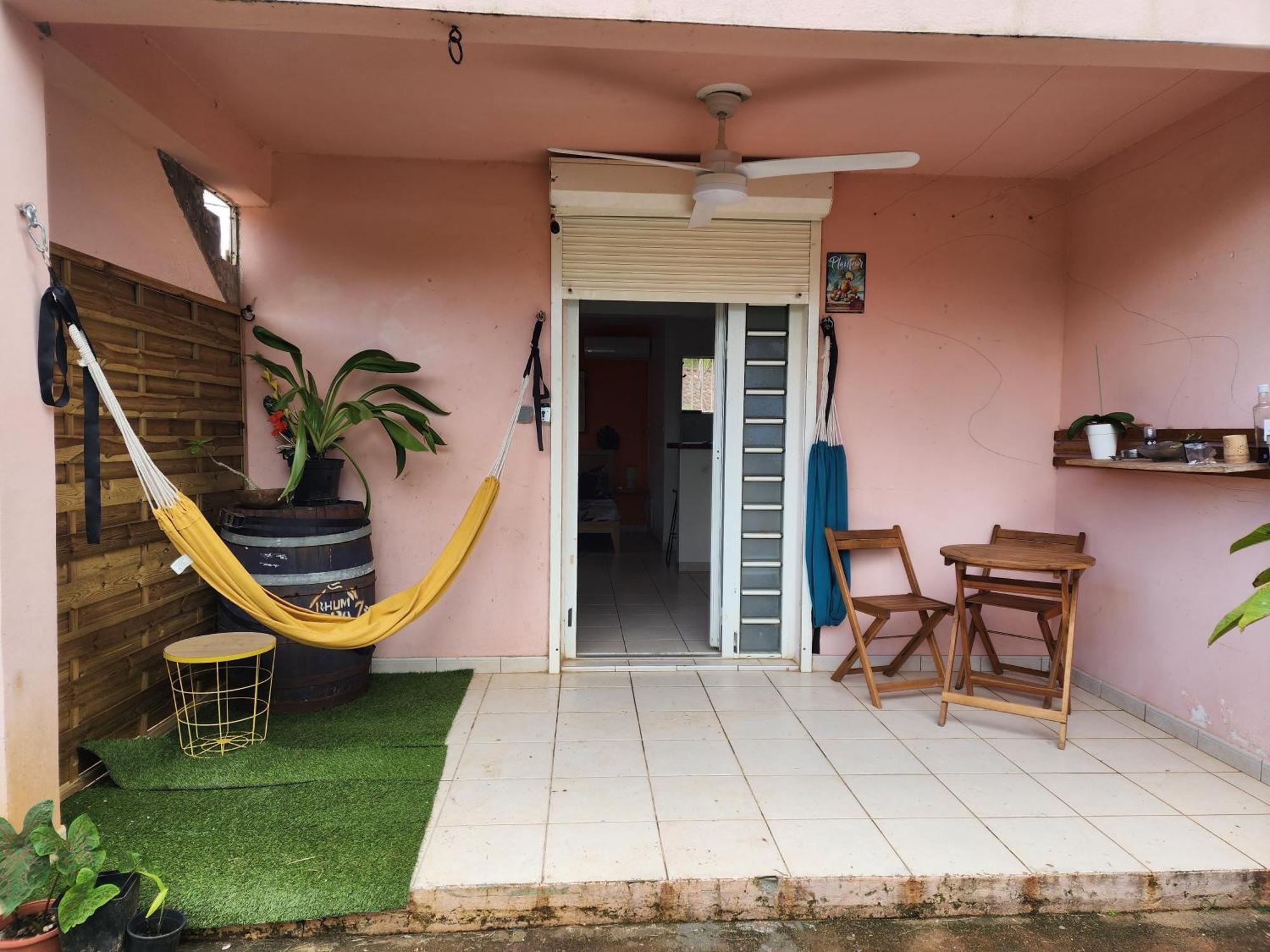 Kozy Kaz - Les Pieds Dans L Eau Apartment La Trinité Exterior photo